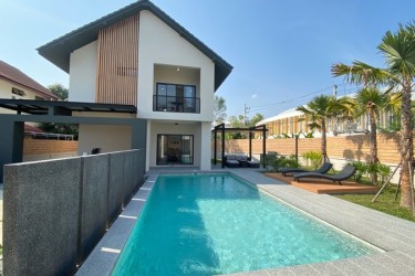 4 Bedroom Pool Villa At Kad Farang Village