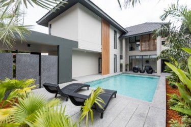 3/4 Bedroom 4 Bathroom New Build Pool Villa - Type A